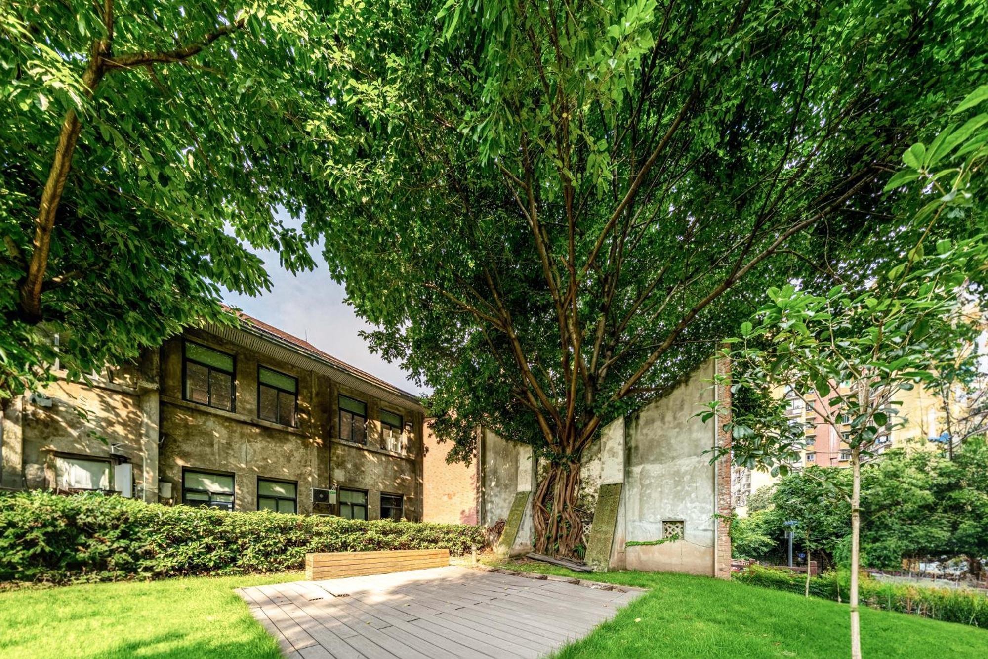 Wuyu Hotel - Chongqing University & Ciqikou Ancinet Town Экстерьер фото